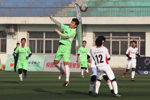 邮报：曼城希望填补罗德里的空缺